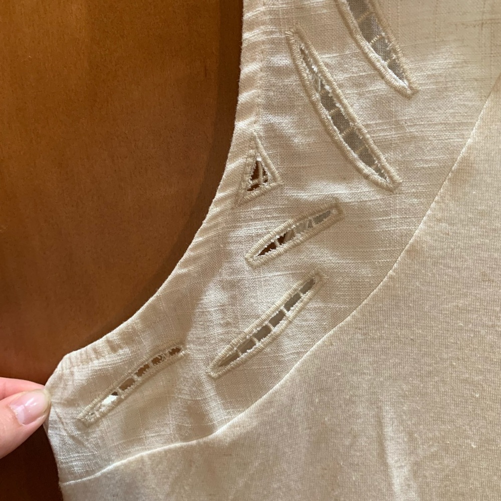 Universal Thread | Sleeveless Top | L - Picture 3 of 9